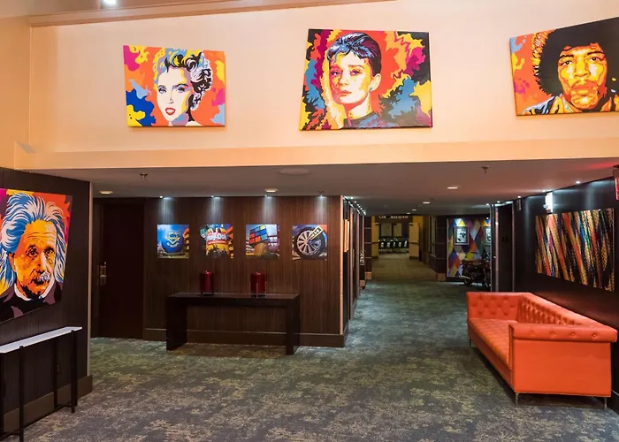 The Verve Boston Natick, Tapestry Collection By Hilton