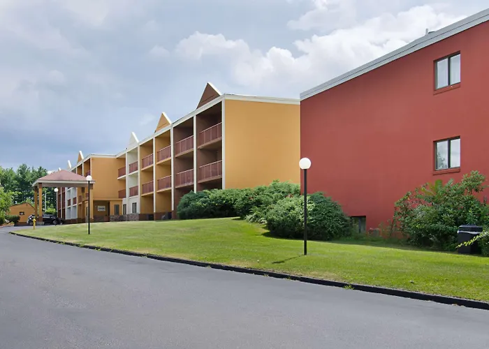 Quality Inn & Suites Worcester