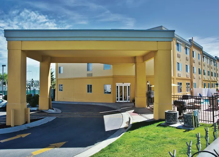 La Quinta By Wyndham Helena