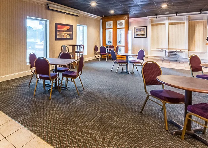 Orangeburg inn&Suites
