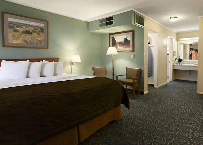 Days Inn & Suites By Wyndham Trinidad
