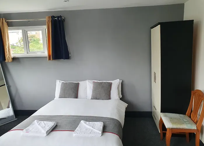 Devine Beach Hotel, Westcliff Southend-On-Sea