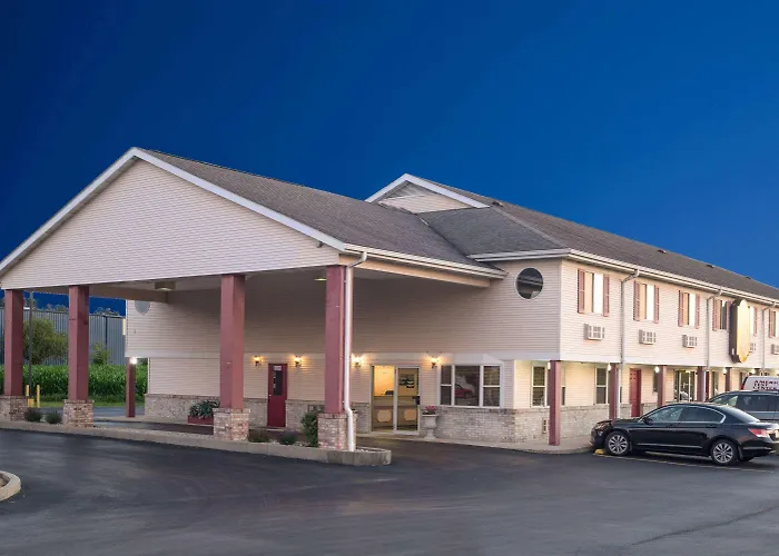 Super 8 By Wyndham Wapakoneta