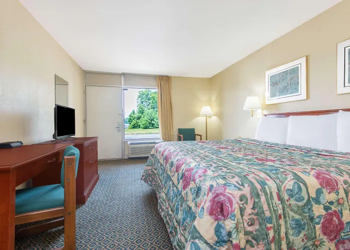 Hampton Inn By Hilton Clanton