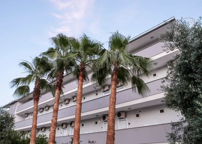 Side Spring Hotel
