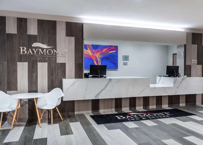 Baymont By Wyndham Madison
