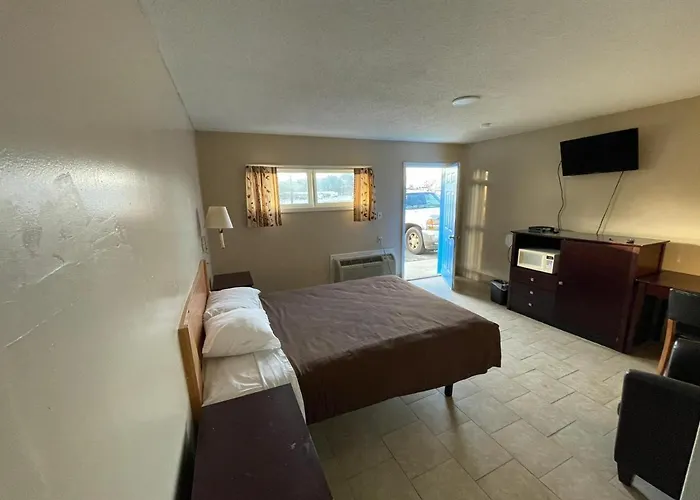 Budget Inn Decatur Priceville