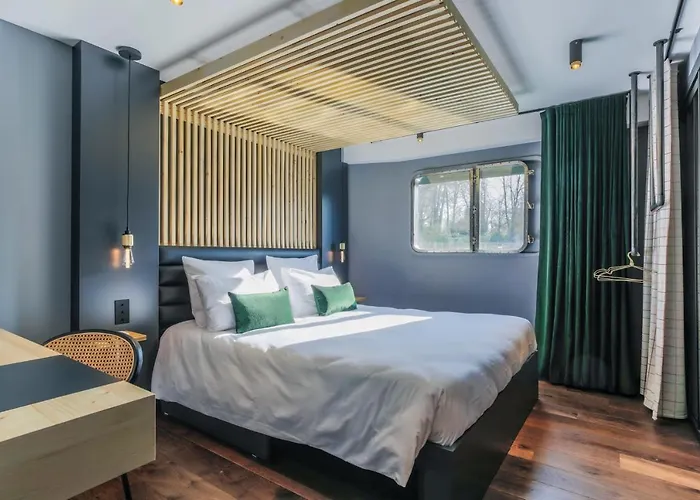 Savy Hotel