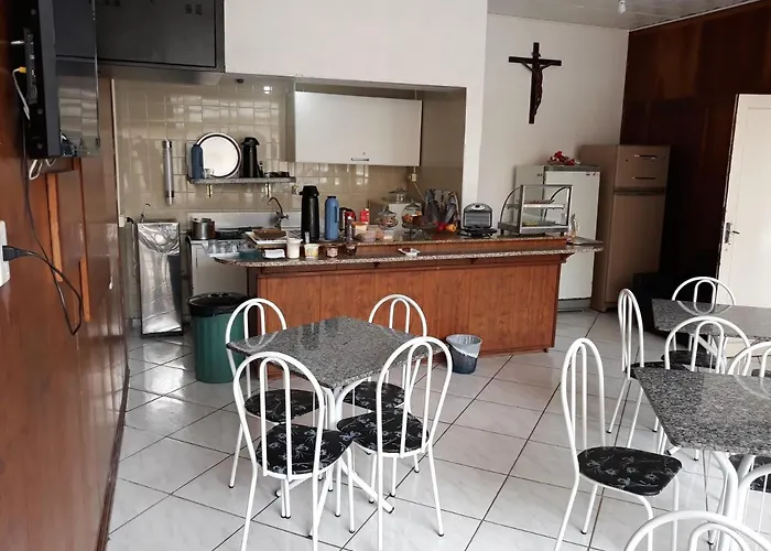 Hotel Pinotti Ltda