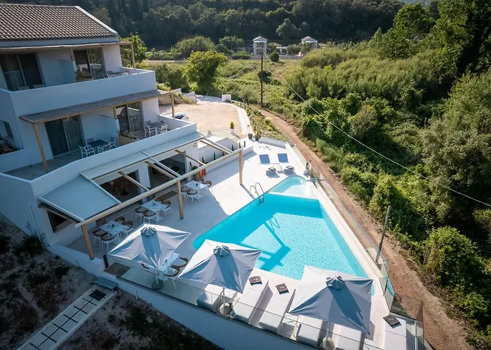 Alboro Seaside Suites