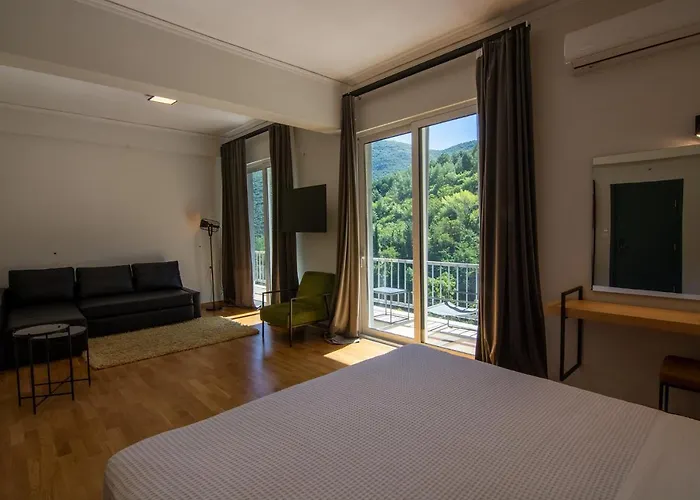 Theoxenia Hotel