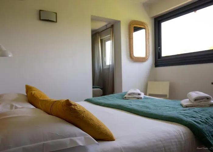 Logis Hotels - Le Bellaroc - Hotel 2 Etoiles Et Restaurant