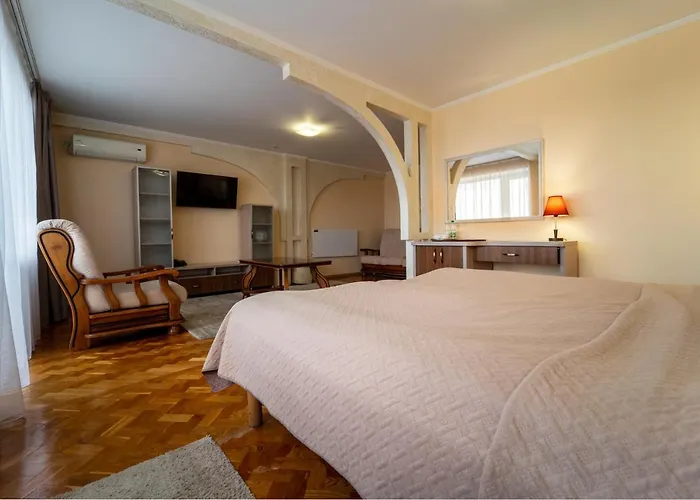 Hotel Halychyna