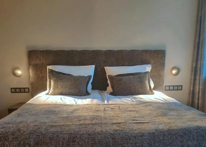 Vvinn Hotel
