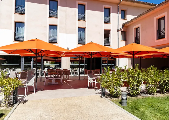 Grand Prix Hotel & Restaurant