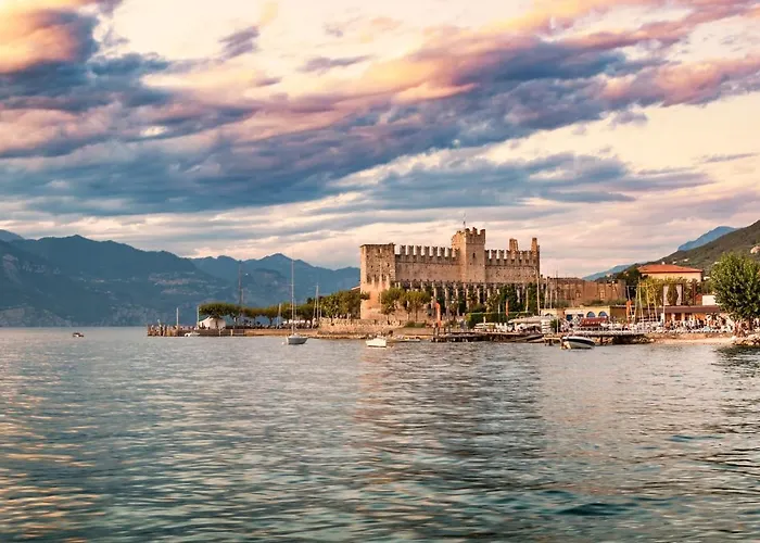 Hotel Eden Torri Del Benaco