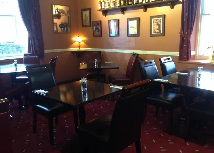 Highlander Inn