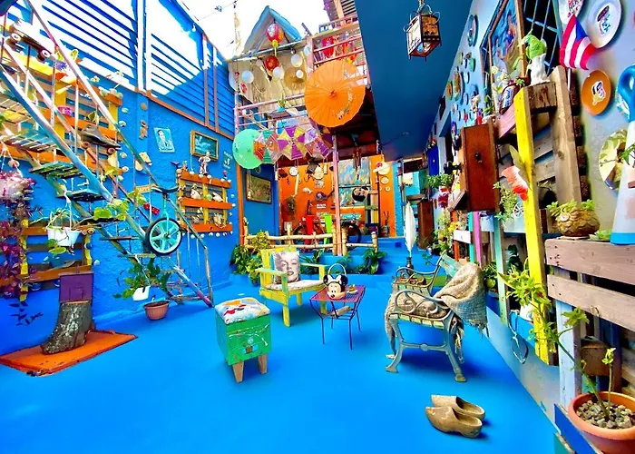 El Patio Azul