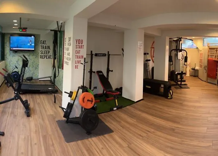 Hotel Montecarlo - Hotel Vista Mare Con Piscina & Area Fitness