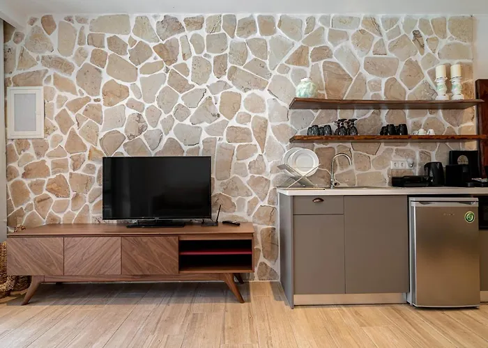 Fns Lounge Suites