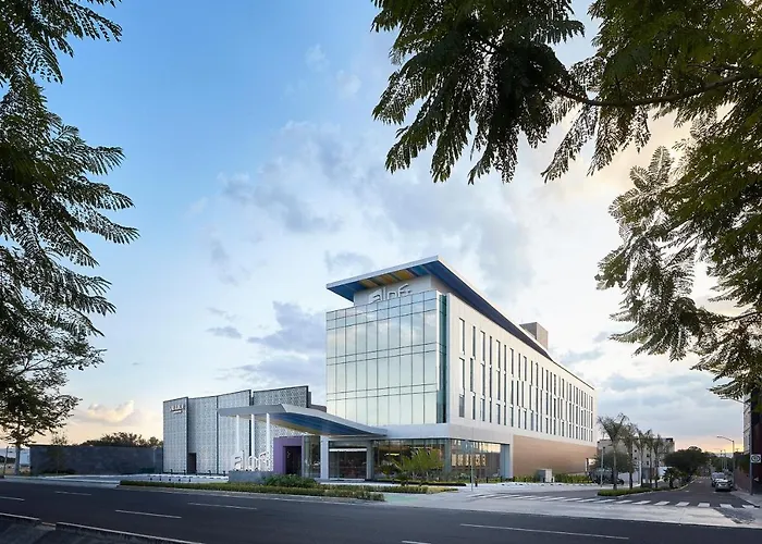 Aloft By Marriott Queretaro Hotel El Salitre