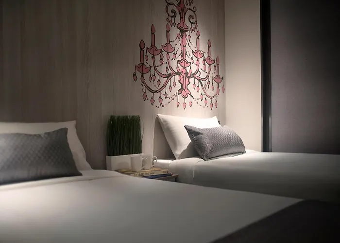 Hotel 81 Princess