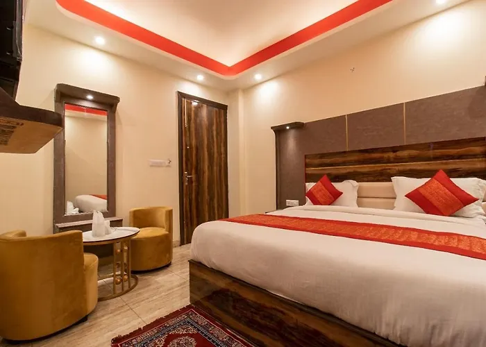 Hotel Dev Place Near Delhi Airport