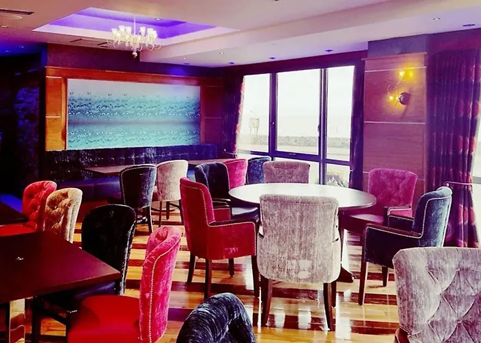 Allingham Arms Hotel