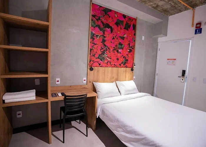 Campos De Holambra Inn