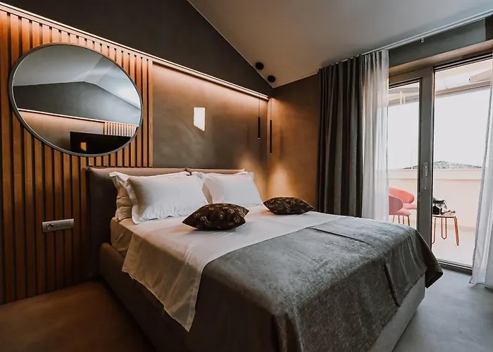 Hotel Stomorin-Marina Hramina