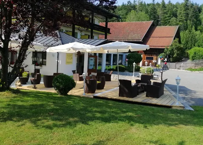 Landhotel Gruenwies -Bonsai-Wellness Garni (Adults Only)