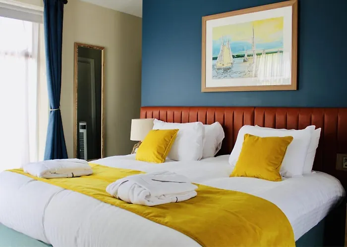 Rooms At Haslar Marina