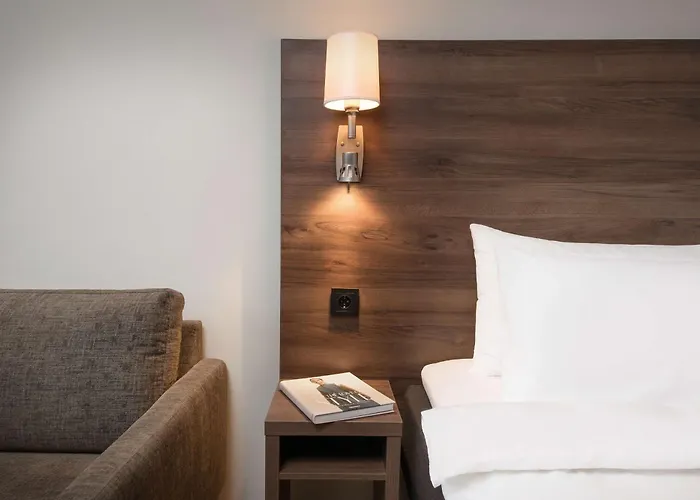Park Inn By Radisson Oslo Airport Hotel West