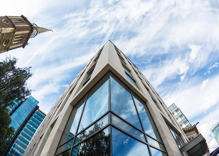 Leonardo Hotel London Aldgate - Formerly Hotel Saint