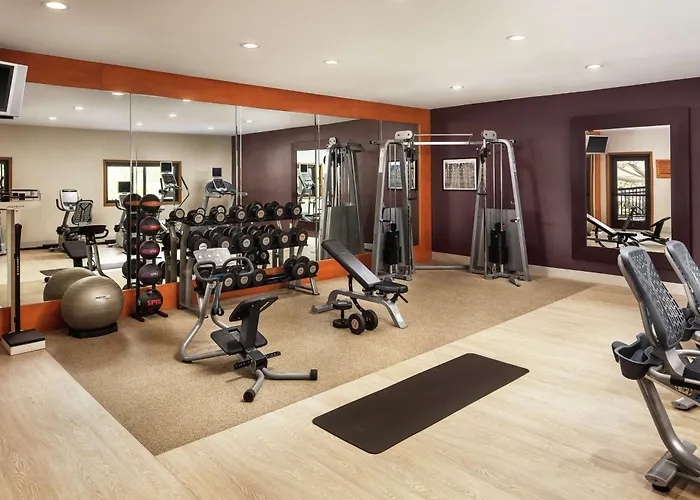 Doubletree By Hilton Claremont