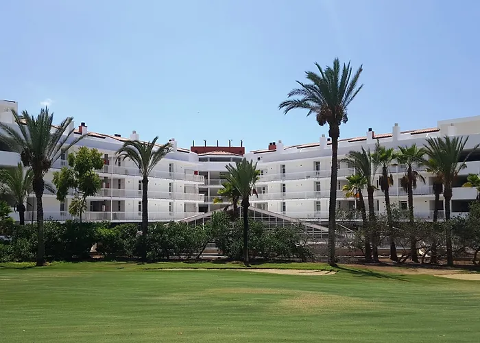 Gara Suites Golf & Spa