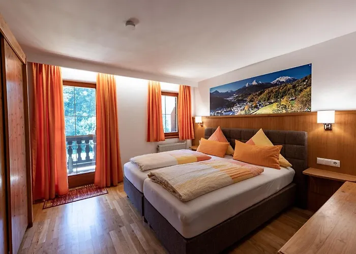 Hotel & Chalets Lampllehen