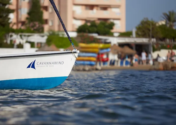 Hotel Izan Cavanna