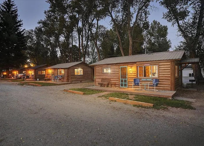 Vista Court Cabins & Lodge