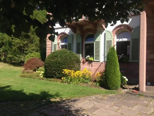 Residential&Guesthouse Living Fuerstenbau