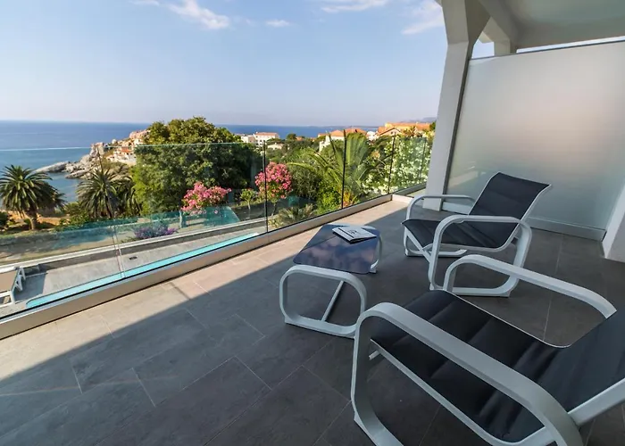 Hotel Villa R