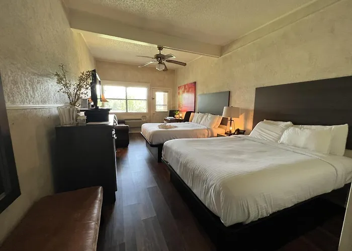 Gr5 - Mountain Harbor Queen Guest Room On Lake Ouachita