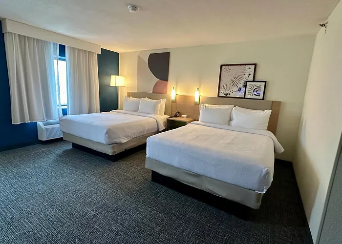 Spark By Hilton Fort Wayne