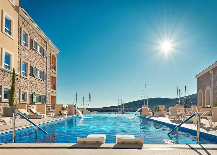 The Chedi Lustica Bay