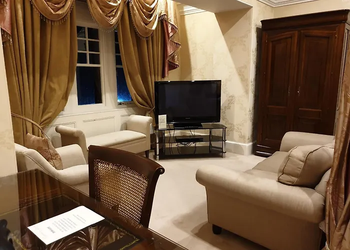 Mansion House Hotel