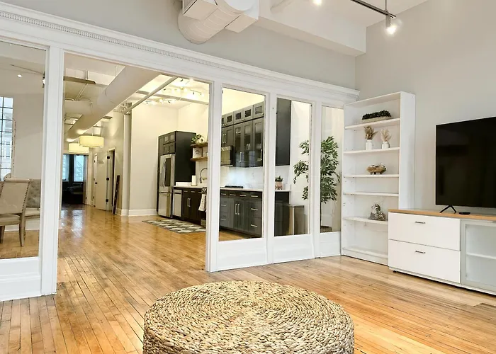 The Historic Lyric Presidential Suite