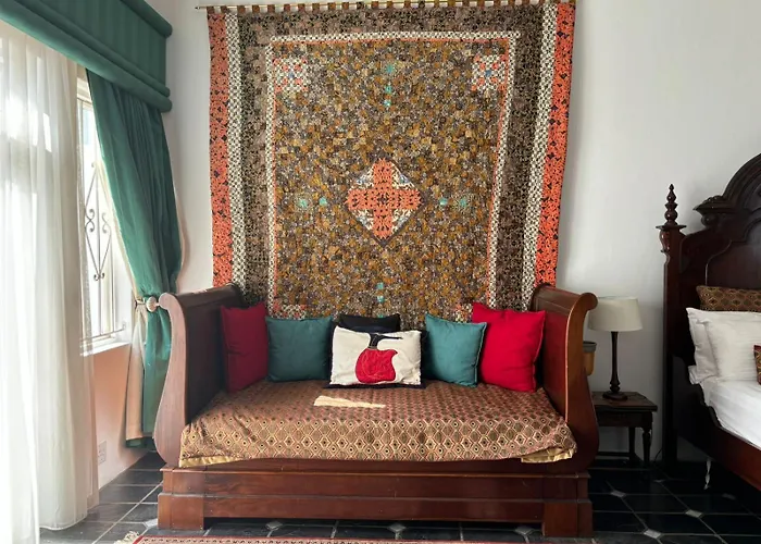 Waterkloof Mansion Boutique Hotel