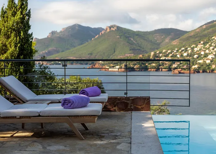 Tiara Yaktsa Cote D'Azur