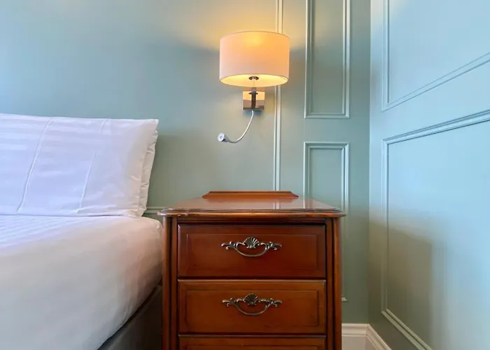 The Fairhaven Hotel