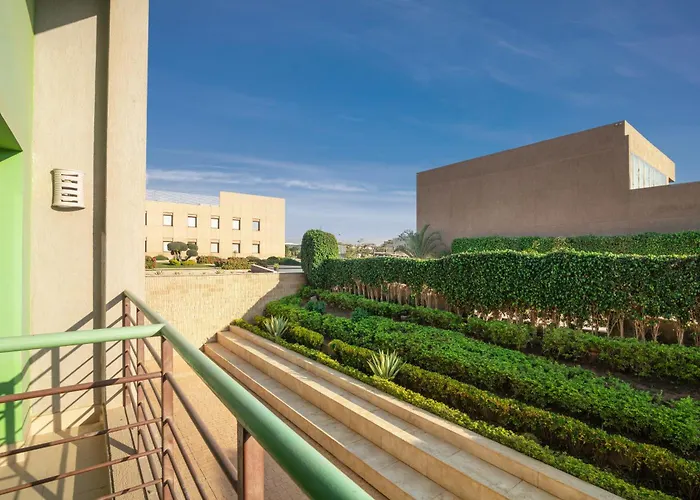 Dhara Residence E2 Lodge Hotel